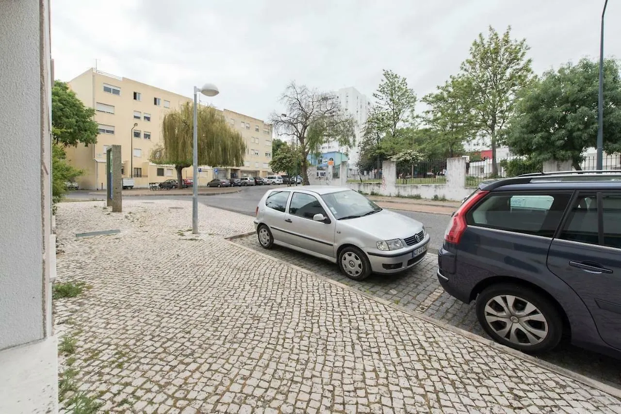 Apartment Lovely 3 Bedroom For The Perfect Stay In Lisbon Portugal