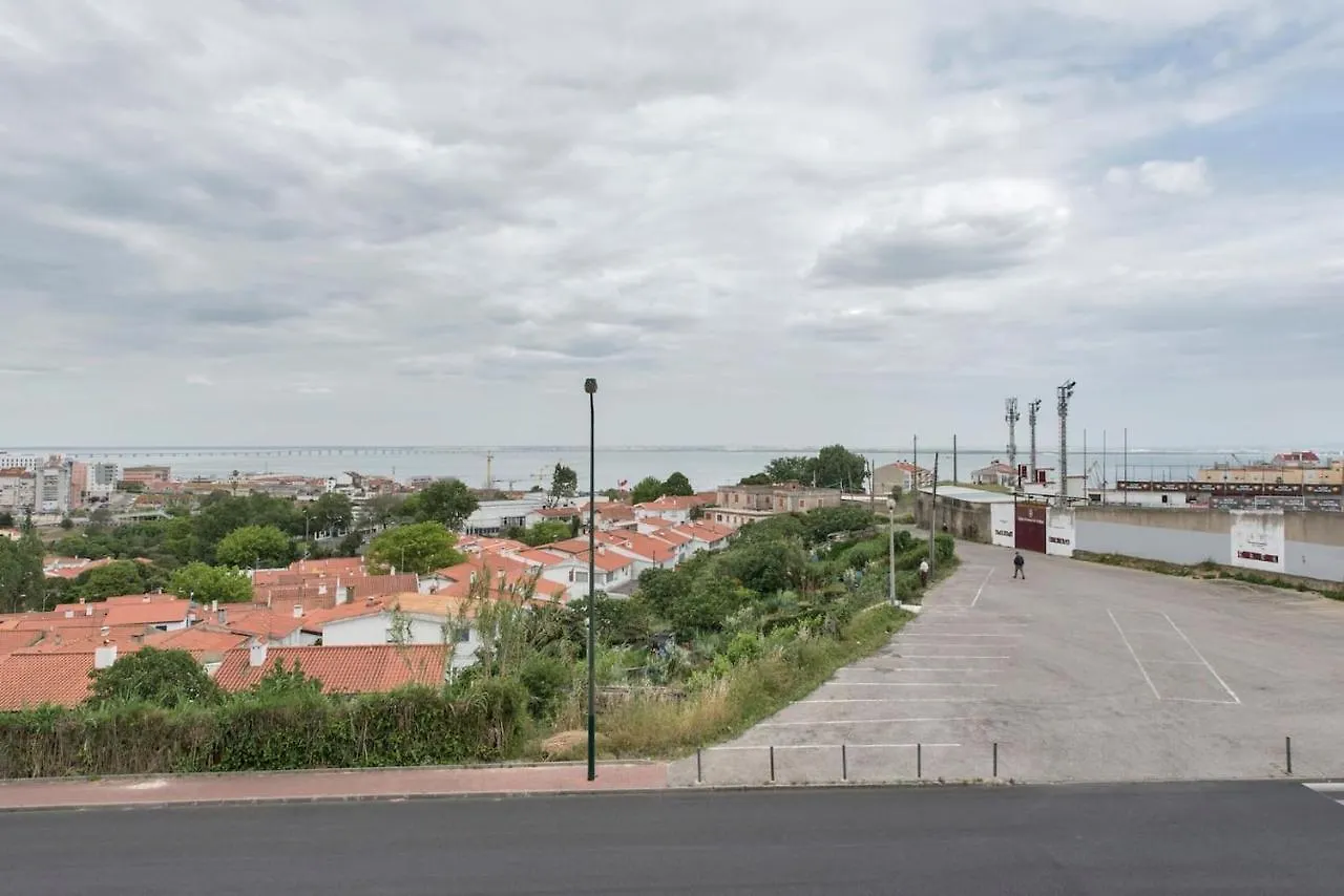 Apartmán Lovely 3 Bedroom For The Perfect Stay In Lisboa